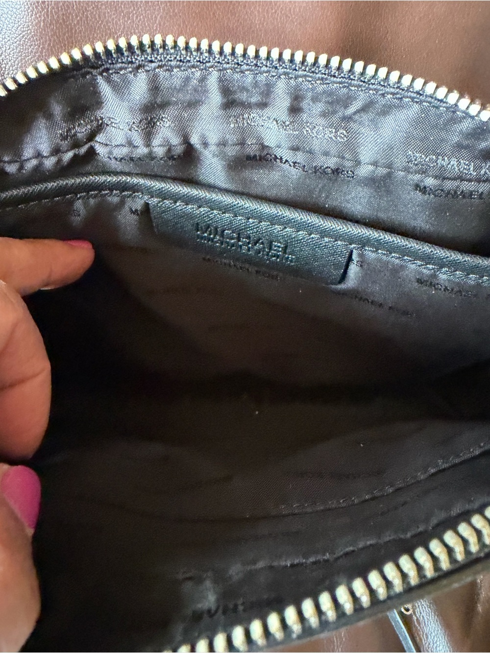 Michael Kors Black Crossbody with Silver-tone Chain and strap NWOT - Picture 5 of 8